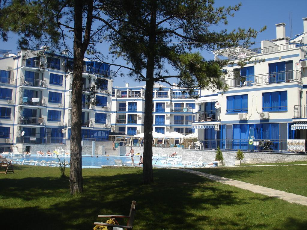 Blue Bay Palace Apart Complex Pomorie Eksteriør billede