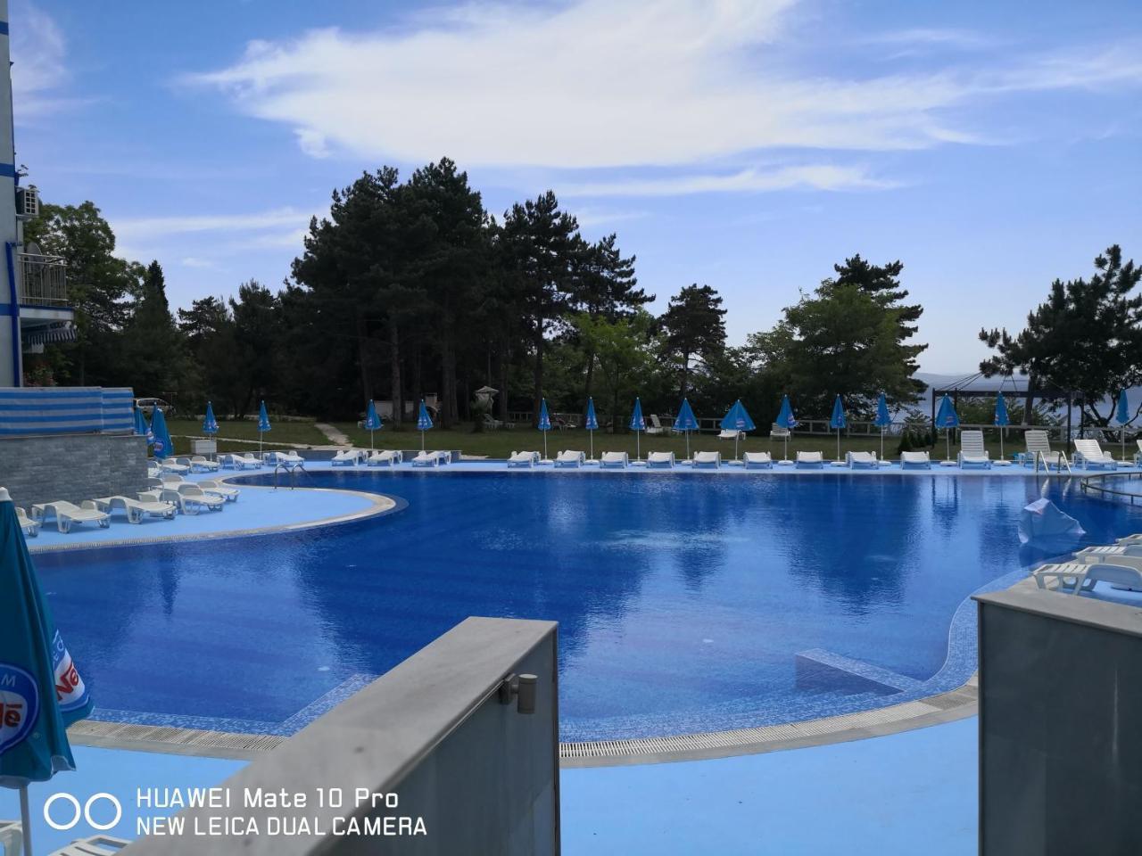 Blue Bay Palace Apart Complex Pomorie Eksteriør billede